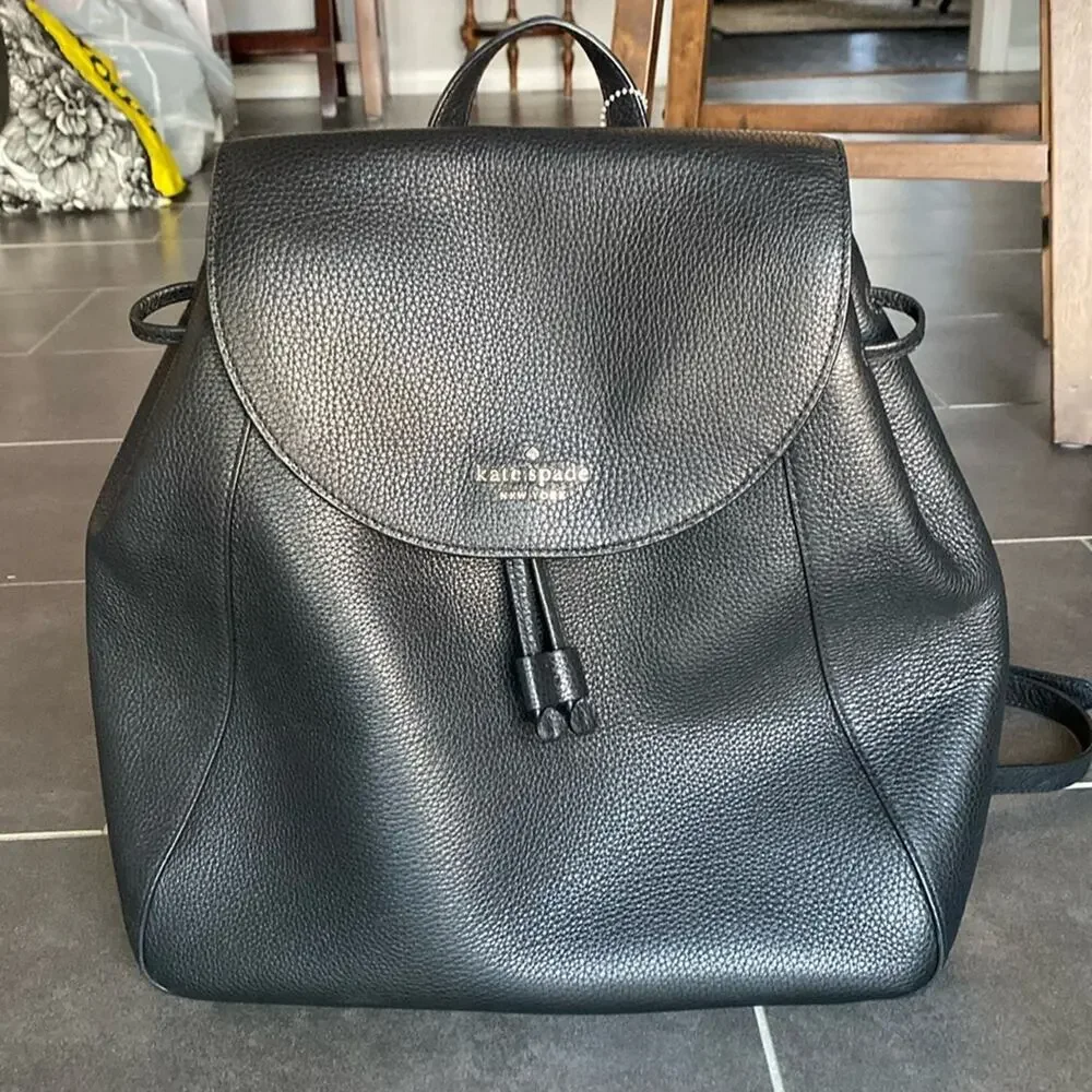 Kate Spade New York Backpack in Black Pebble Leather With Gold-Tone‎ Hardware